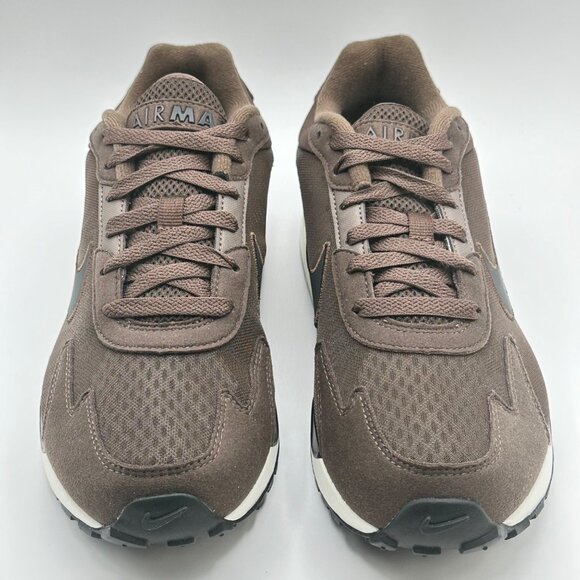 Women's Nike Air Max Solo Baroque Brown  Sneakers FN0784-200 Size 10 - Picture 3 of 11